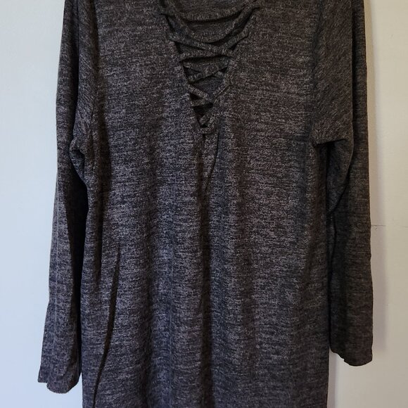 Torrid Super Soft Plush lace up sweater with shark hem - Picture 5 of 7